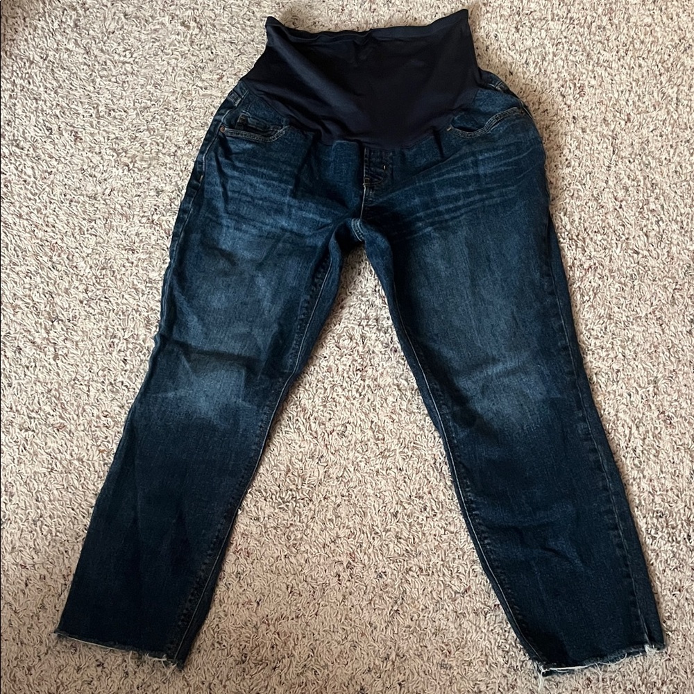 Old Navy Women's Boyfriend Straight Leg Maternity Jeans
